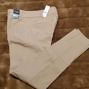 New York & Company Audrey Tan pant NWT